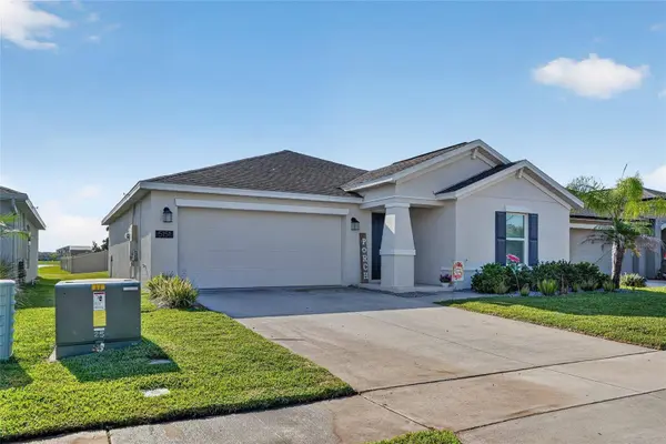 5151 FOUR STRAND CT, St Cloud, FL 34772