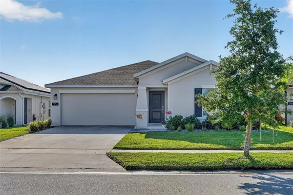 5151 FOUR STRAND CT, St Cloud, FL 34772