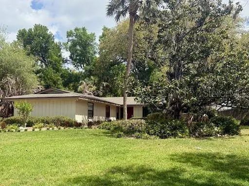 2053 WOODY DR, Windermere, FL 34786