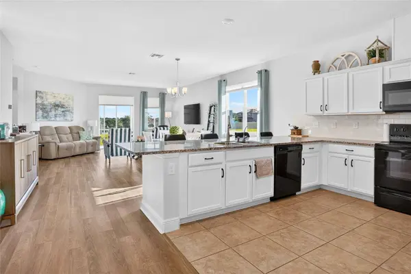 2364 CARRIAGE POINTE LOOP, Apopka, FL 32712