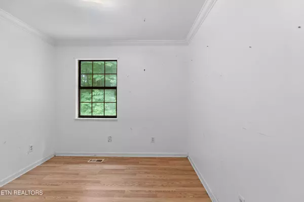 230 Dotson Creek Rd #230, Washburn, TN 37888