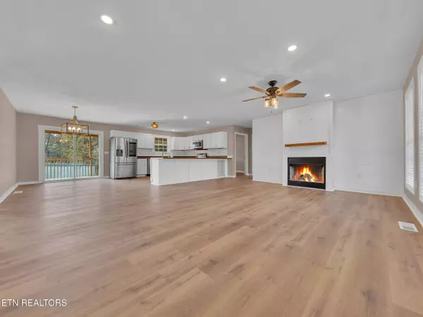 2781 Windfall Estates DR, Sevierville, TN 37876