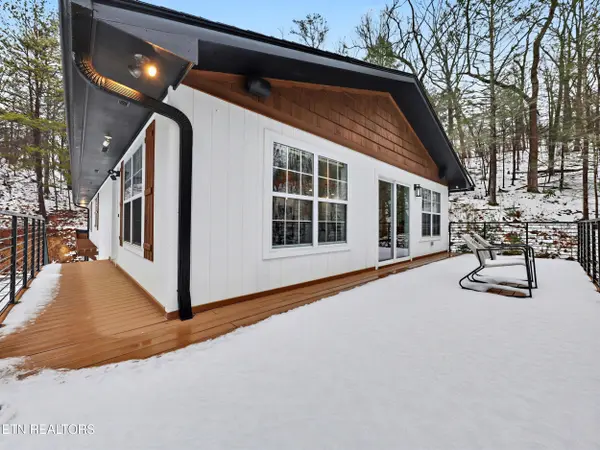 3402 Lillie Blvd, Sevierville, TN 37876