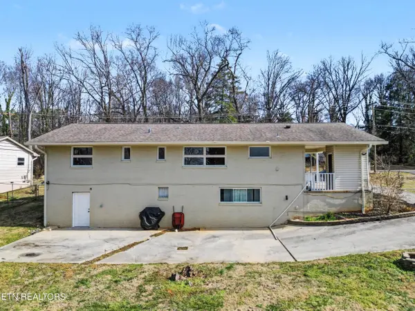 209 Wakefield Rd, Knoxville, TN 37922