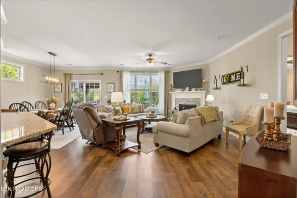 2267 Boulder Crest LN, Sevierville, TN 37876