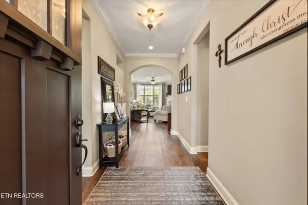 2271 Boulder Crest LN, Sevierville, TN 37876