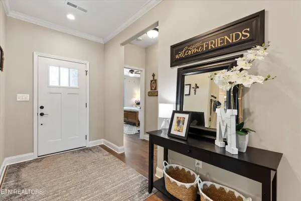 2271 Boulder Crest LN, Sevierville, TN 37876