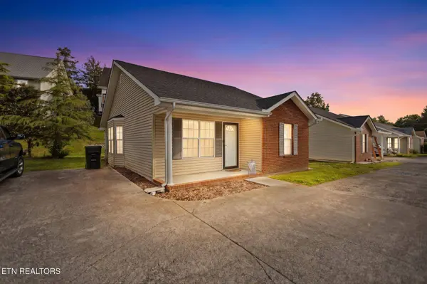 918 Middlebrook CT, Sevierville, TN 37862