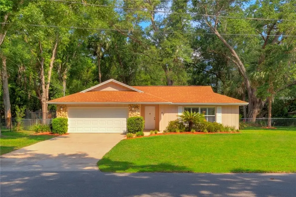213 Brevity Ln, Deland, FL 32724-1301