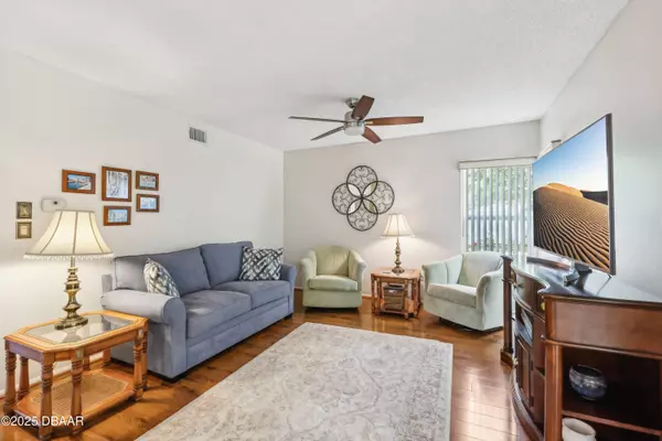 440 Champagne CIR, Port Orange, FL 32127