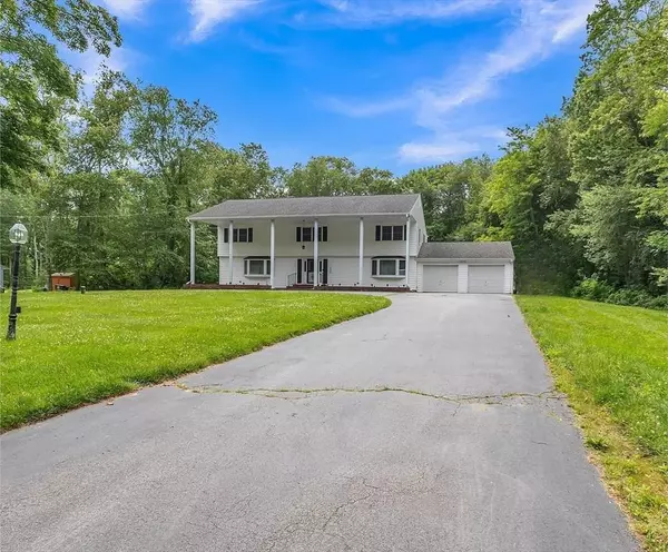 37 Colonial Way, Rehoboth, MA 02769