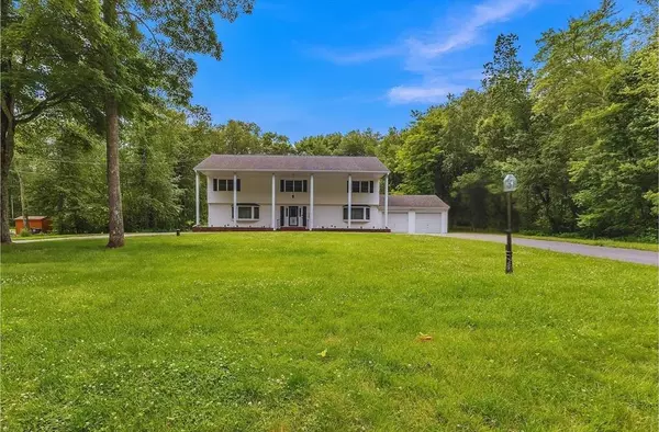 37 Colonial Way, Rehoboth, MA 02769