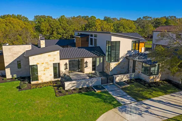 Westlake’s Newest Luxury Community: The Knolls at Solana