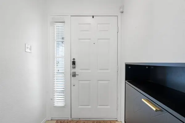 604 Lionel Way, Fort Worth, TX 76108