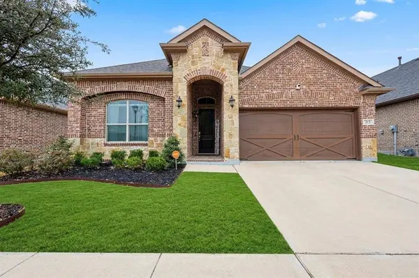 213 Palmerston Drive, Aledo, TX 76008