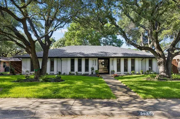 6306 Glennox Lane