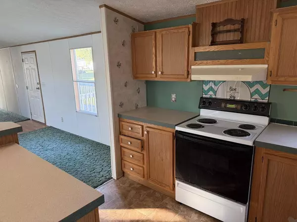 76 Wauona Trail, Portage, WI 53901