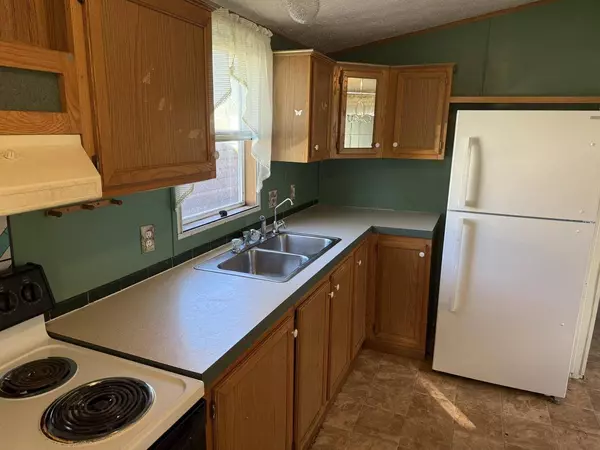 76 Wauona Trail, Portage, WI 53901