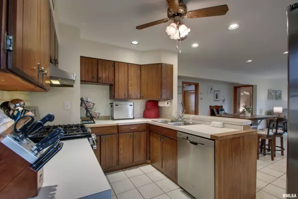 3213 LAWRENCE RD, Quincy, IL 62301