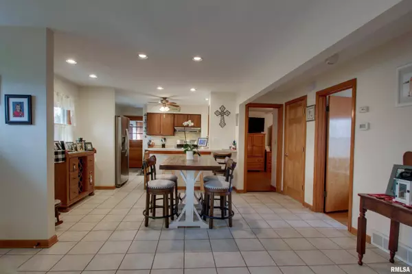 3213 LAWRENCE RD, Quincy, IL 62301