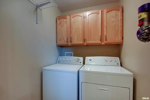 2723 RIDGECREST DR, Quincy, IL 62305