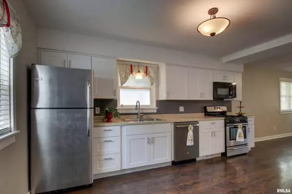 2016 SYCAMORE ST, Quincy, IL 62301