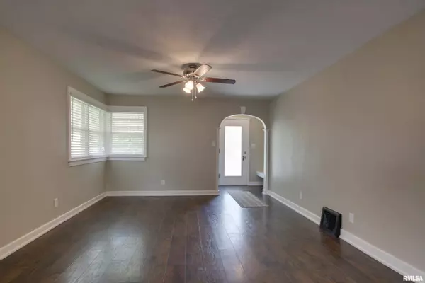 2016 SYCAMORE ST, Quincy, IL 62301