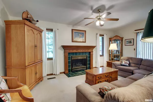 2620 PAYSON RD, Quincy, IL 62305