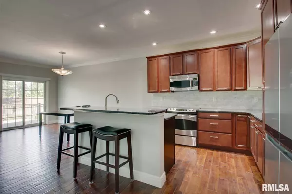 3505 Wysteria LN, Quincy, IL 62301