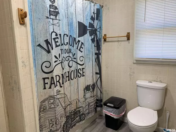 502 SMITH ST, Golden, IL 62339