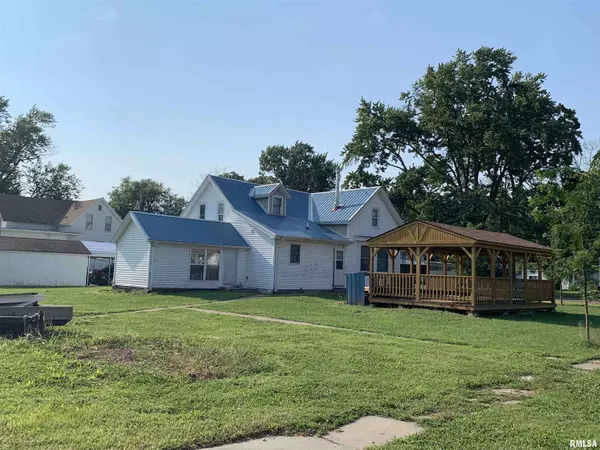 502 SMITH ST, Golden, IL 62339