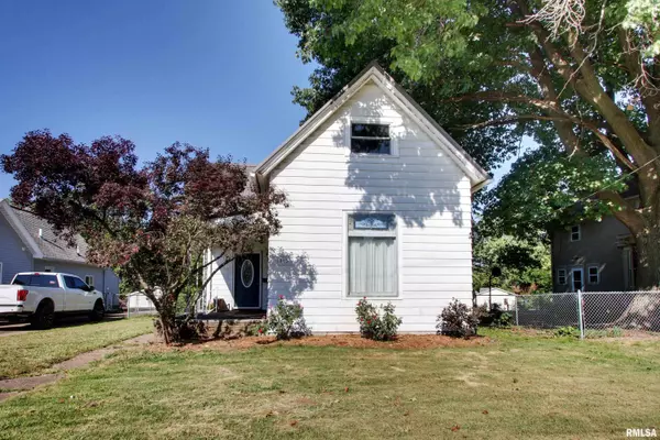 1319 N 12TH ST, Quincy, IL 62301