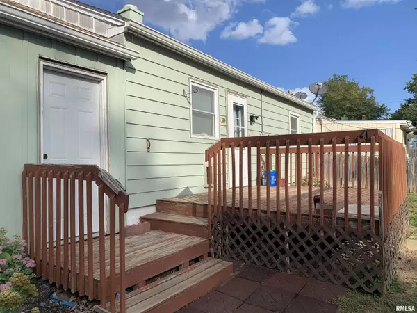 1323 S 6TH ST, Quincy, IL 62301