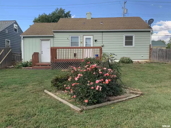 1323 S 6TH ST, Quincy, IL 62301