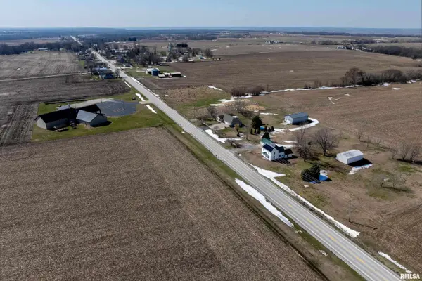 2911 Highway 96 N, Warsaw, IL 62379