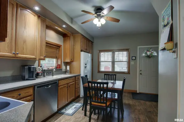 2133 HAMPSHIRE ST, Quincy, IL 62301