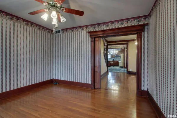 309 W EDWARDS ST, Payson, IL 62360