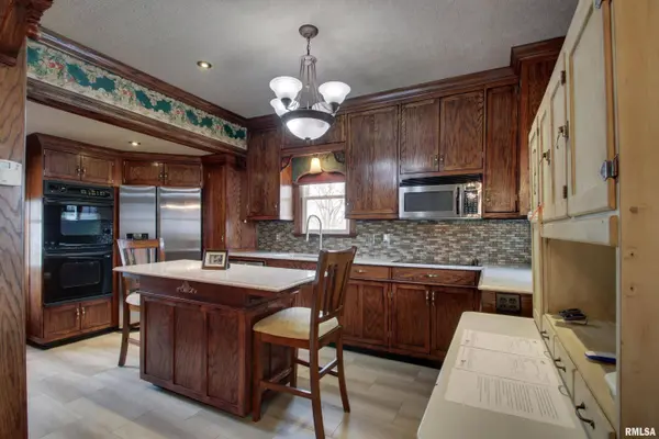 309 W EDWARDS ST, Payson, IL 62360