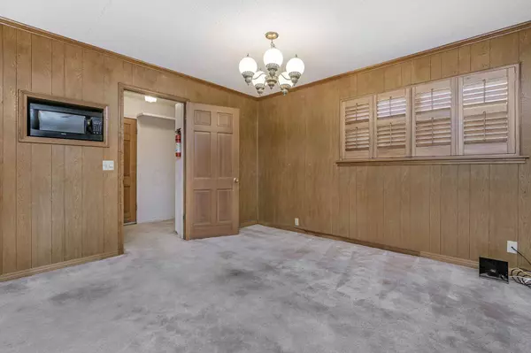 5111 YALE ST, Amarillo, TX 79109