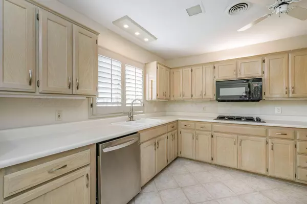 2 BRENNAN CT, Amarillo, TX 79121