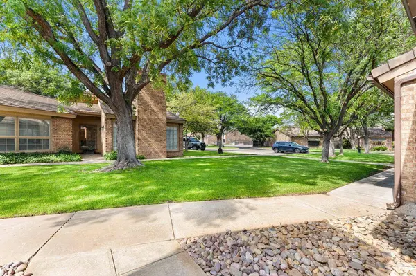3208 AMBERWOOD LN, Amarillo, TX 79106