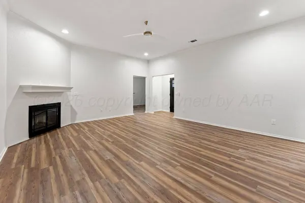 8302 ALEXANDRIA AVE, Amarillo, TX 79118