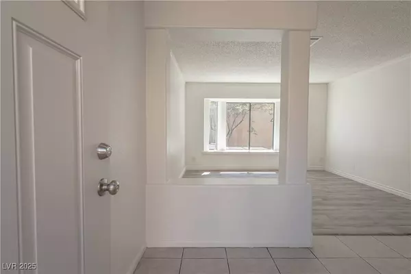 6601 W Pepperidge WAY, Las Vegas, NV 89108