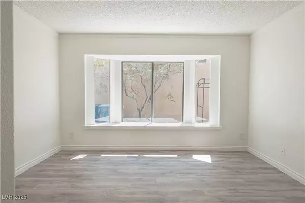 6601 W Pepperidge WAY, Las Vegas, NV 89108