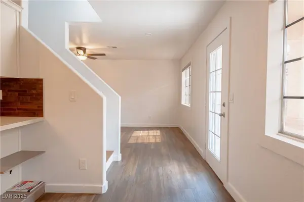 5330 E Charleston BLVD #32, Las Vegas, NV 89142