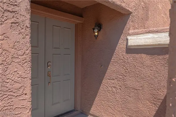 6608 Messenger CT, Las Vegas, NV 89108