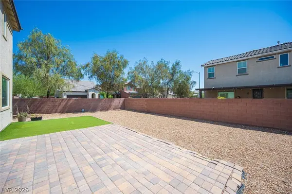 5856 Brown Tree LN, North Las Vegas, NV 89081