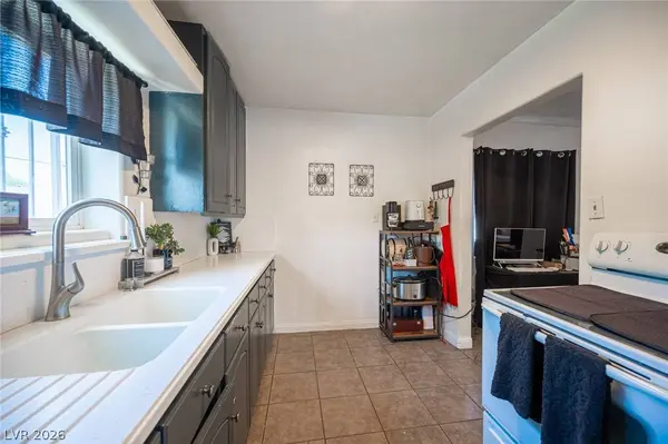 1900 E Mesquite AVE, Las Vegas, NV 89101