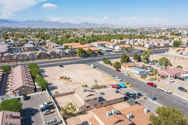 1524 Henry DR, Las Vegas, NV 89110
