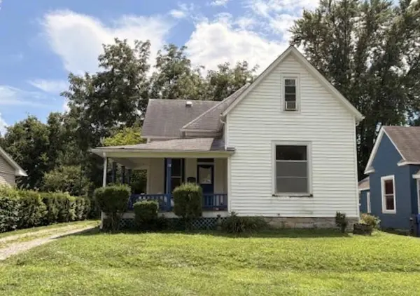 909 W 10th ST, Sedalia, MO 65301